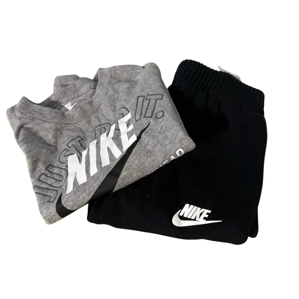 Nike‎ Kids 2-Piece Set – Size 2T - Picture 10 of 13